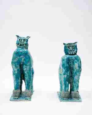 Koos Buster Shrine dogs 2023 foto Abel Minnée courtesy Gallery Vriend van Bavink