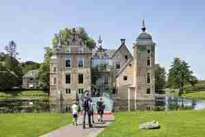 Familie bij Kasteel Ruurlo